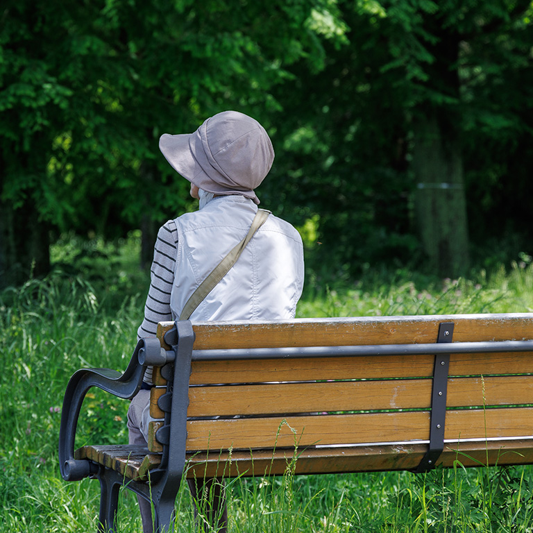 一人暮らしの高齢者が増えている